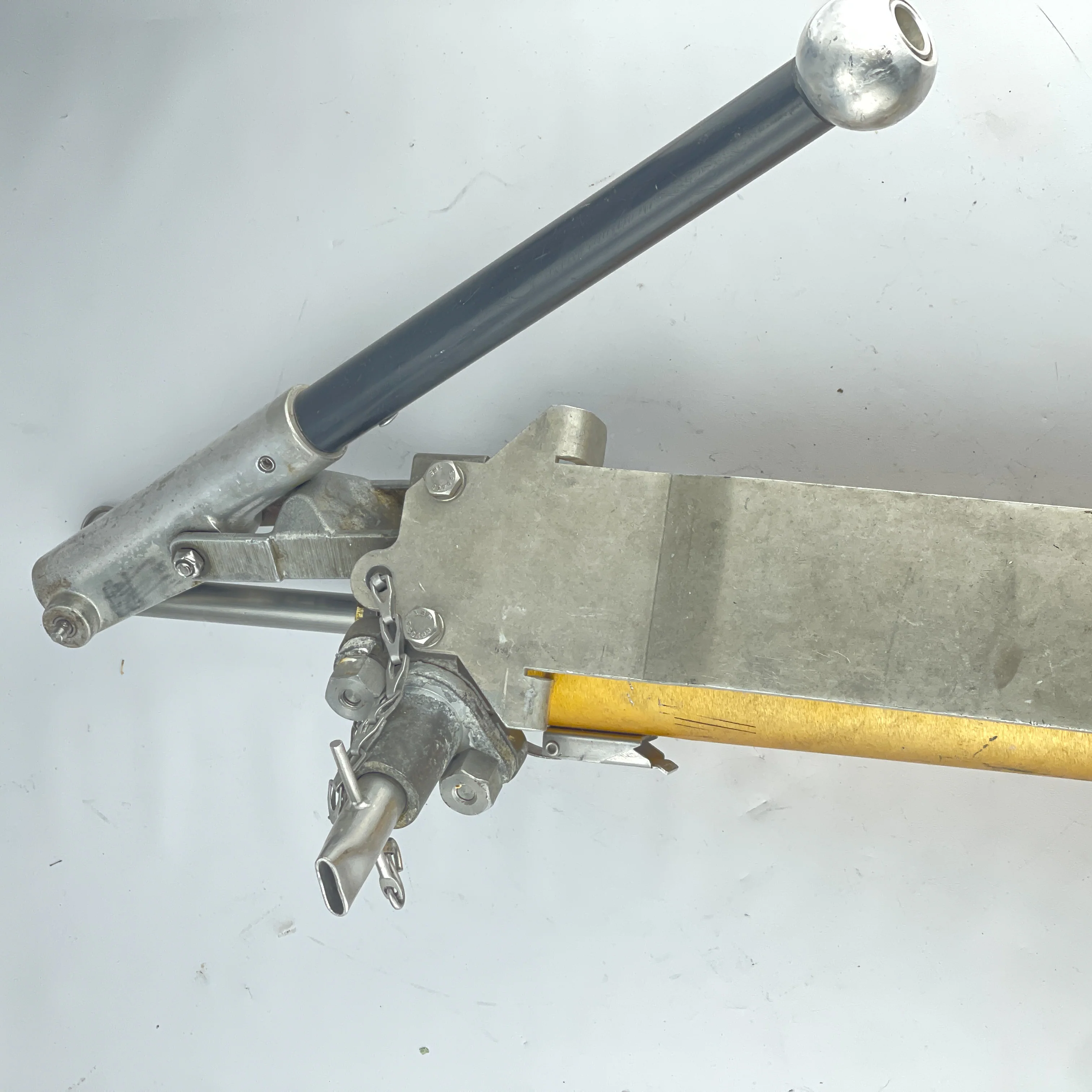 [REFURBISHED] TapeTech Tall Pump With Gooseneck and Box Filler - Image 3